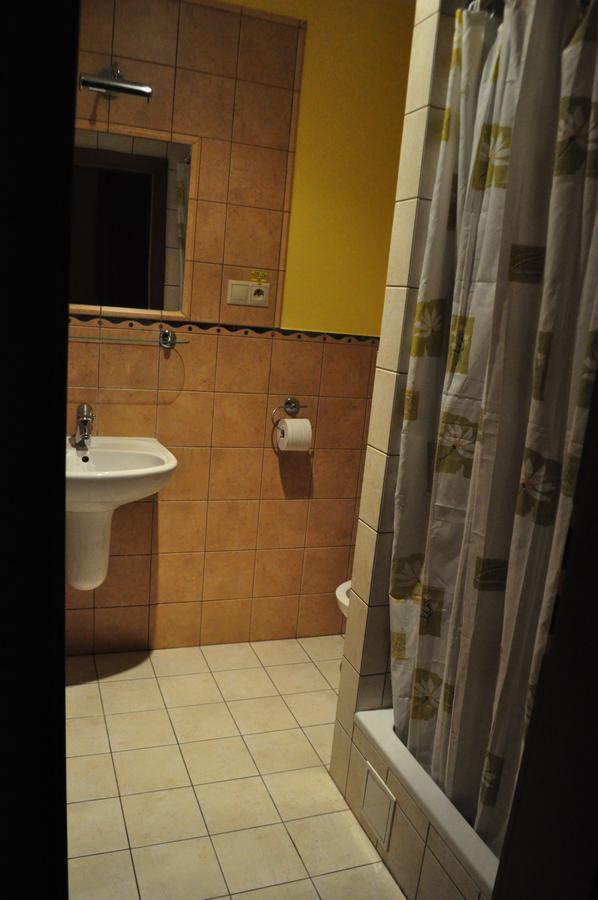 Hotel Mladost Lipany Exterior foto